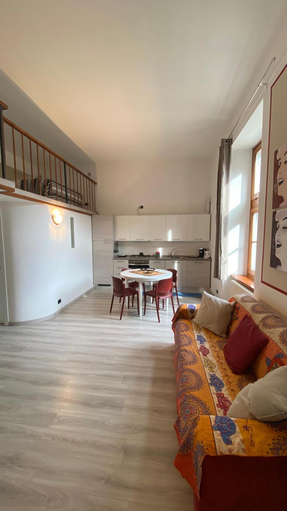 Mantellini 2A Apartment Домодосола Екстериор снимка
